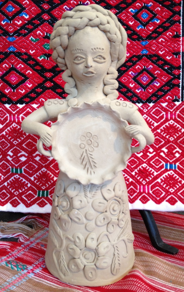 Clay Woman signed by Teodora Blanco